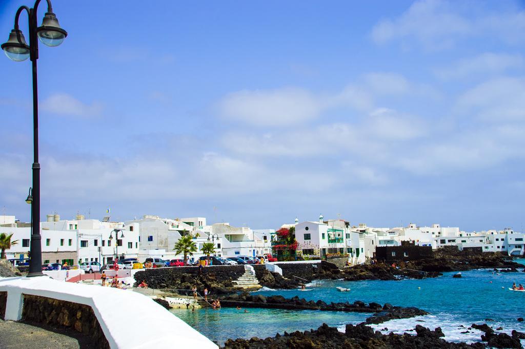 On The Sea Apartment Punta Mujeres Exterior photo